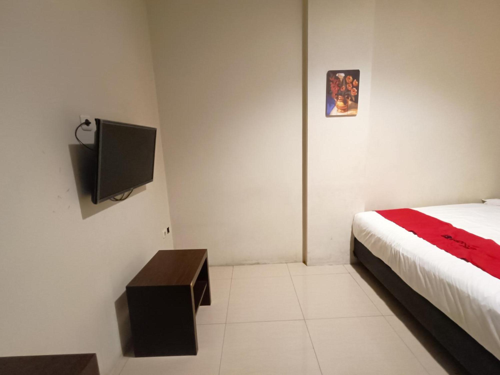 Hotel O Makassar Near Gereja Advent Tikala Baru Formerly Rid'S Hotel Manado Eksteriør bilde