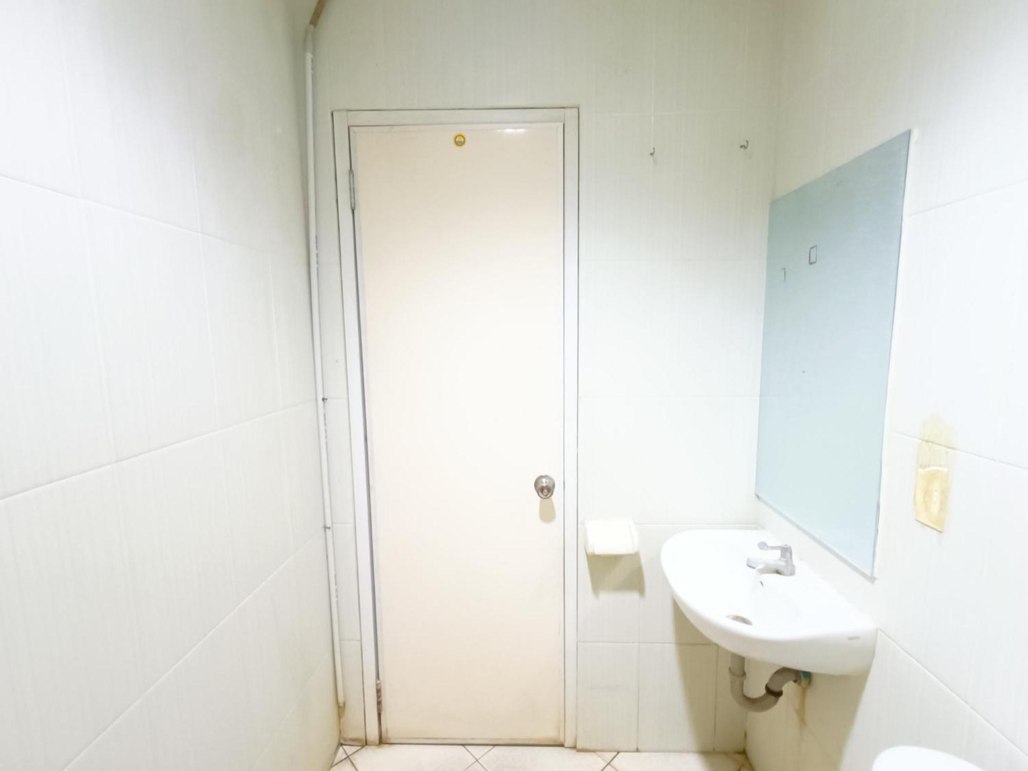 Hotel O Makassar Near Gereja Advent Tikala Baru Formerly Rid'S Hotel Manado Eksteriør bilde