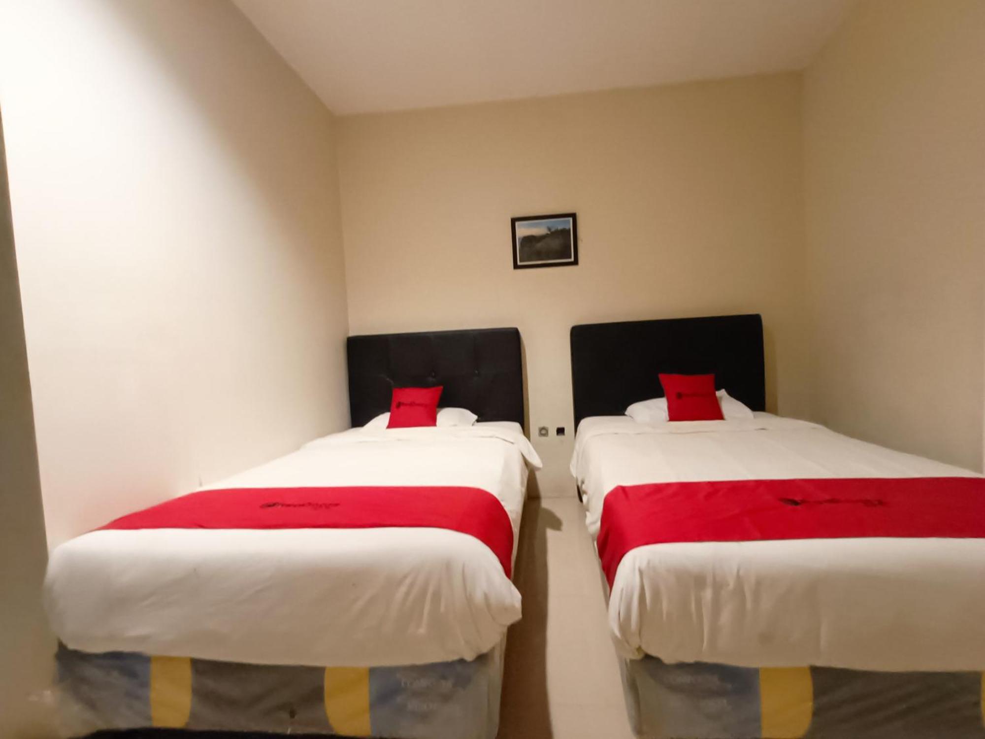 Hotel O Makassar Near Gereja Advent Tikala Baru Formerly Rid'S Hotel Manado Eksteriør bilde