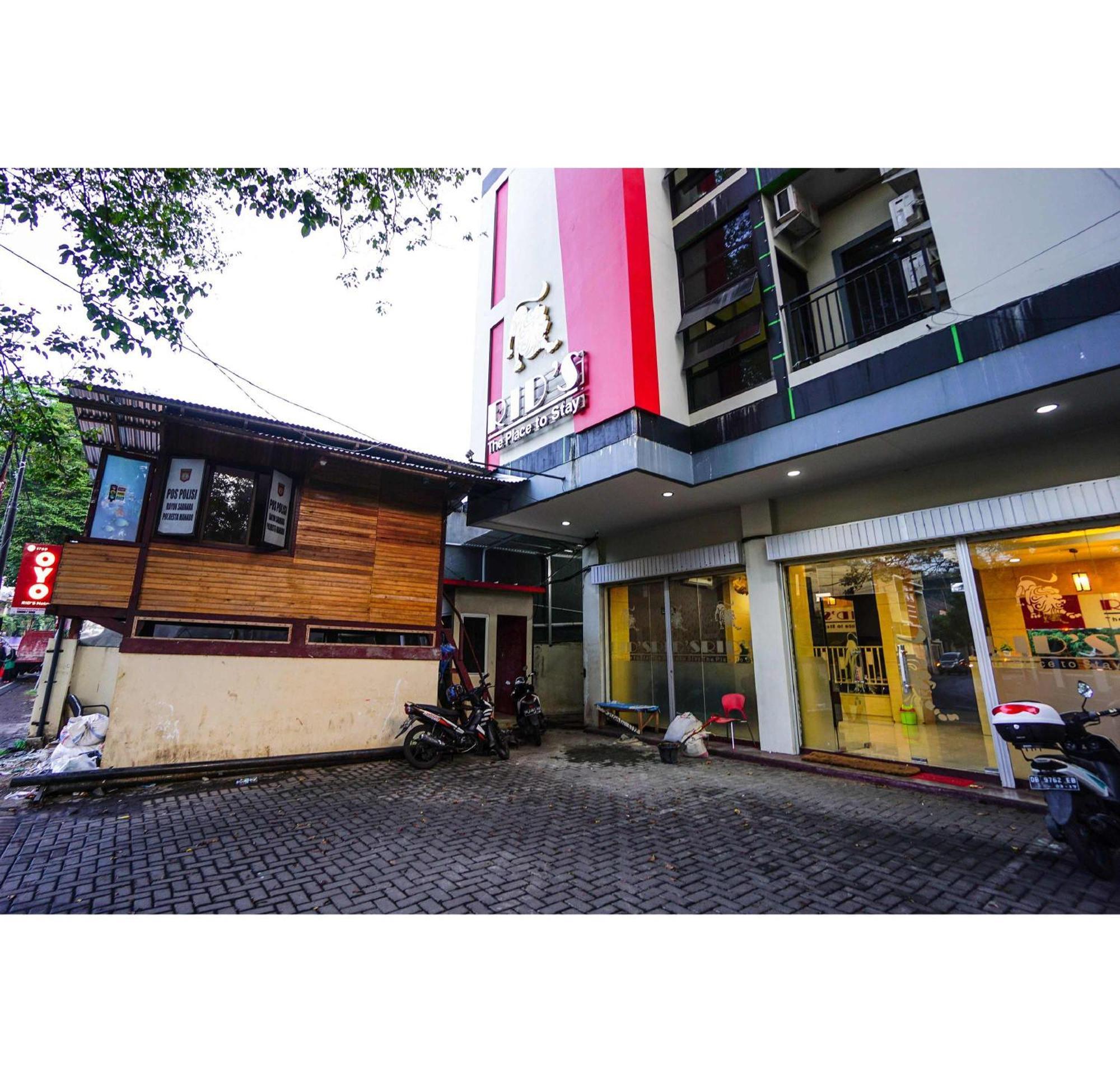 Hotel O Makassar Near Gereja Advent Tikala Baru Formerly Rid'S Hotel Manado Eksteriør bilde